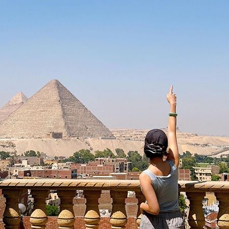 Crowne Pyramids View Inn Nazlet el-Sîsi Buitenkant foto